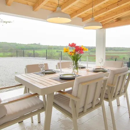 Holiday home Country Retreat *